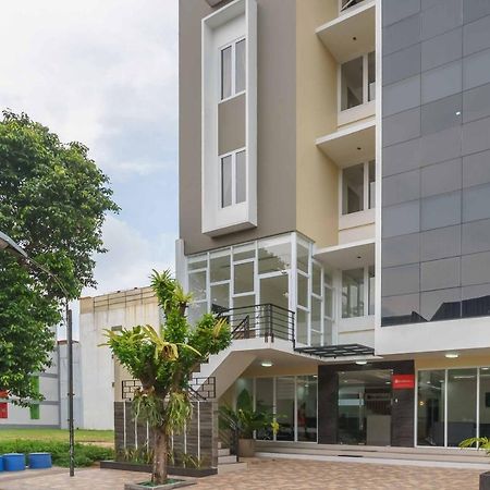 Reddoorz Plus Near Eka Hospital Bsd 5 Dadap Extérieur photo