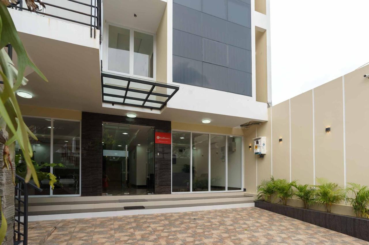Reddoorz Plus Near Eka Hospital Bsd 5 Dadap Extérieur photo