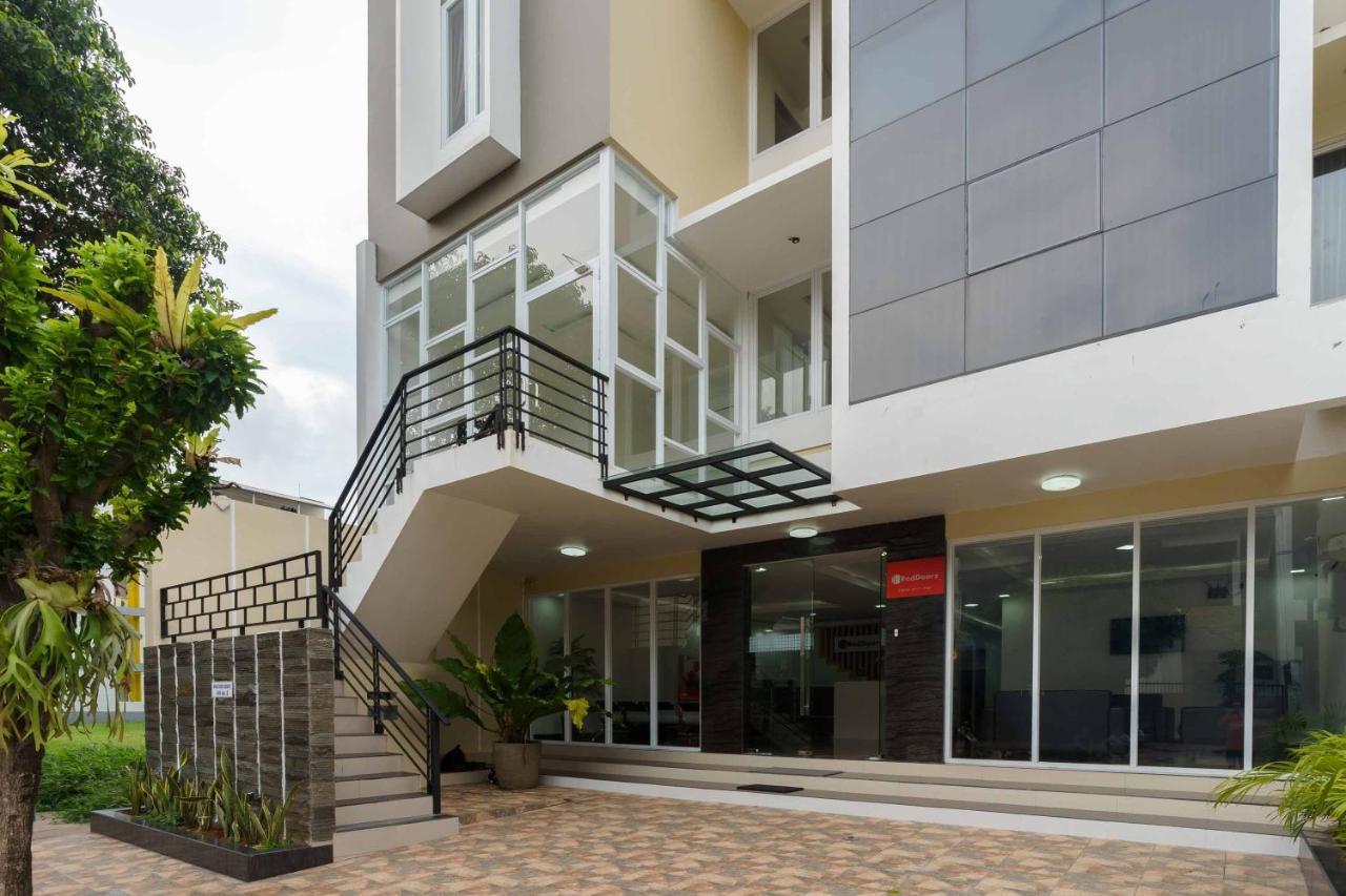 Reddoorz Plus Near Eka Hospital Bsd 5 Dadap Extérieur photo