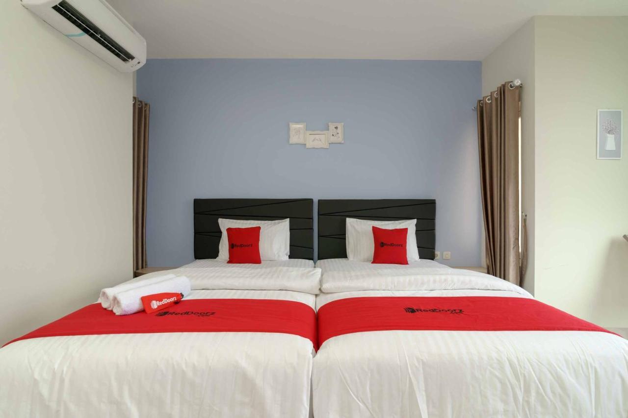 Reddoorz Plus Near Eka Hospital Bsd 5 Dadap Extérieur photo