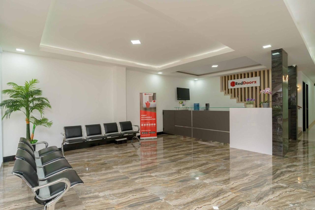 Reddoorz Plus Near Eka Hospital Bsd 5 Dadap Extérieur photo
